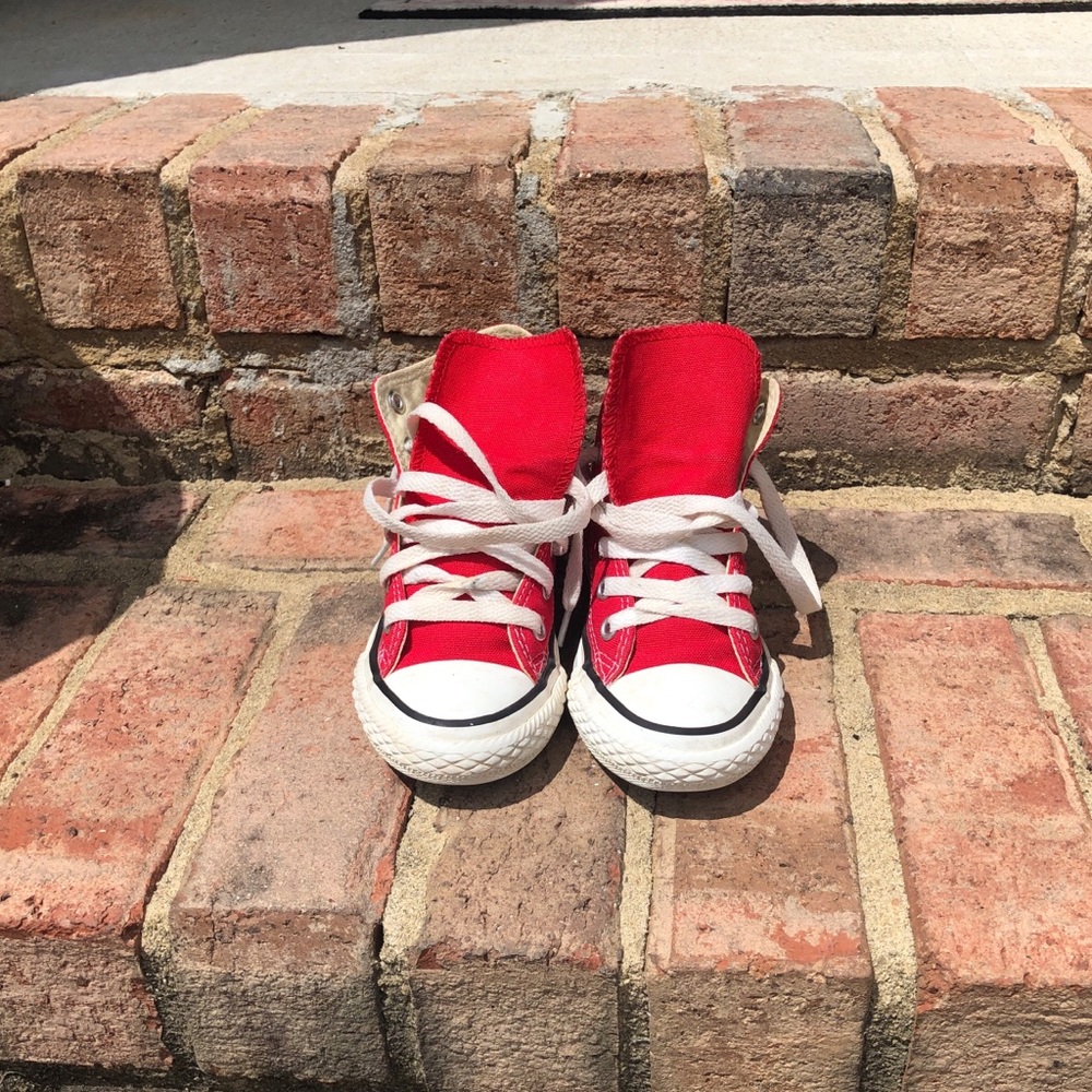 CONVERSE ALL STARS SIZE 11